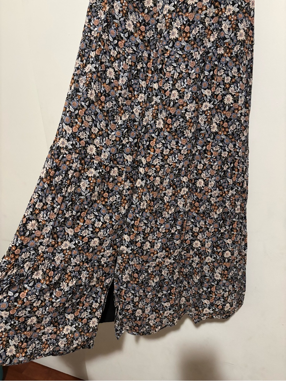Floral Puff-Sleeve Maxi Dress - Picture 4 of 8